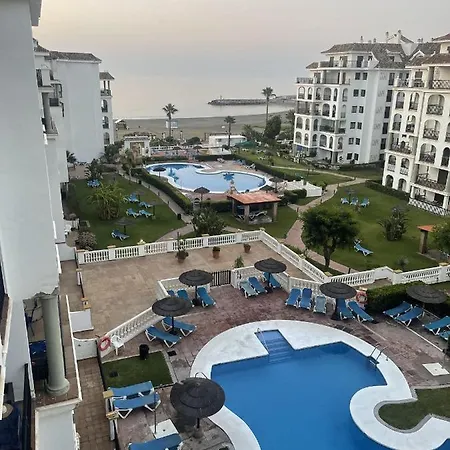 Stunning 2-bed In Marina De Le Duquesa Apartment *