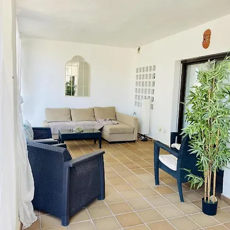 Apartment Stunning 2-bed In Marina De Le Duquesa Manilva